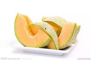 吃哈密瓜胸痛,揭秘夏日美食背后的健康隐患