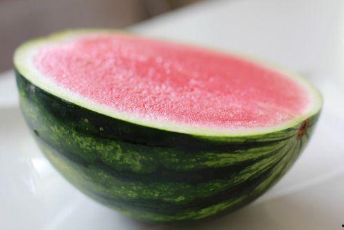 吃西瓜半个瓜,夏日清凉新体验