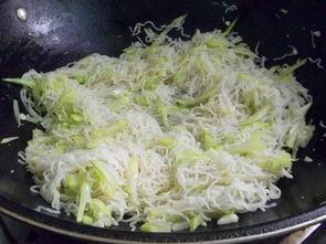 静静炒米粉吃瓜,闲话吃瓜趣事